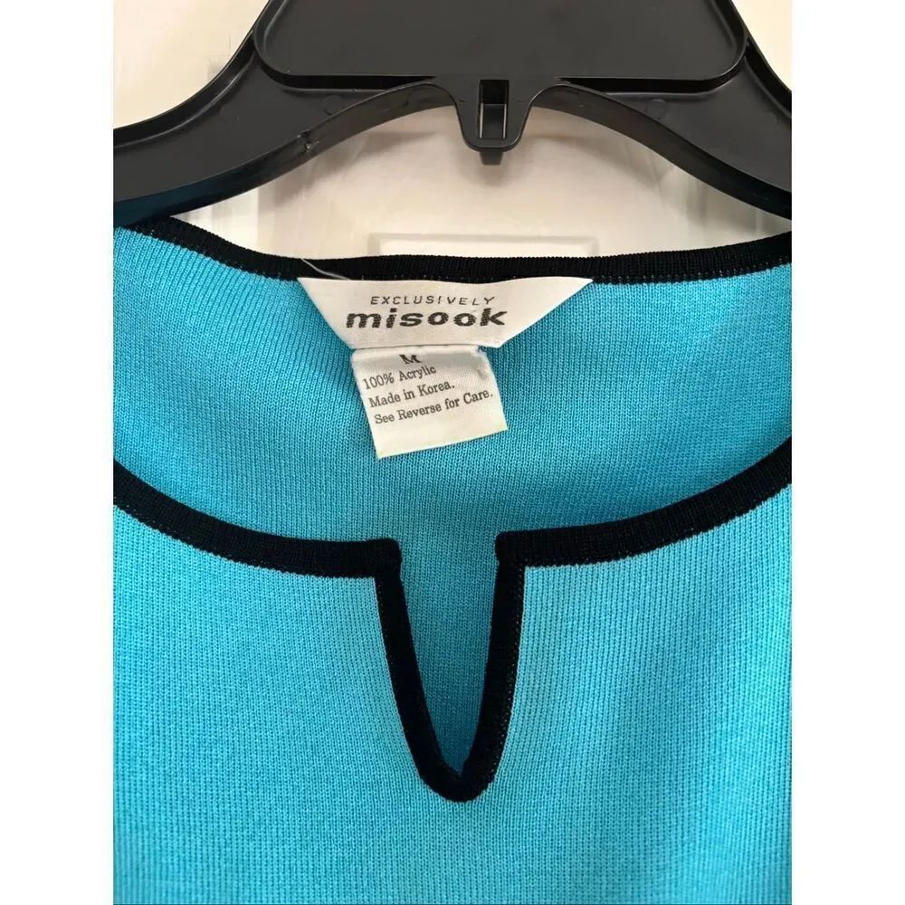 Misook Color Block Short Sleeve Top - Picture 2 of 5